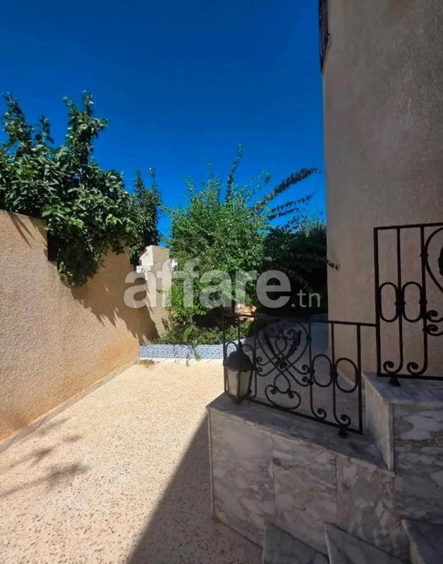 VILLA À VENDRE Khezama Est Sousse