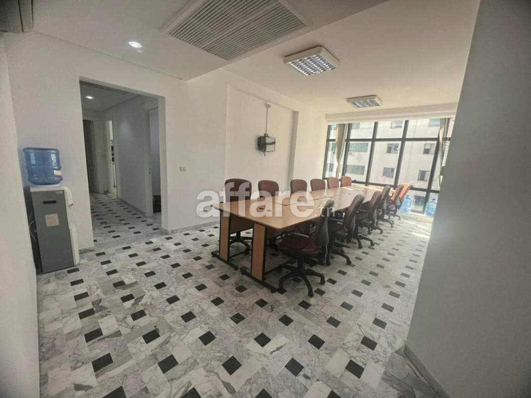Montplaisir Bureau Haut Standing Hall + 5