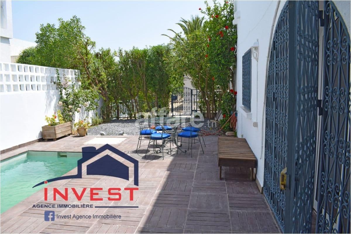 S+1 meublé avec piscine à Gammarth