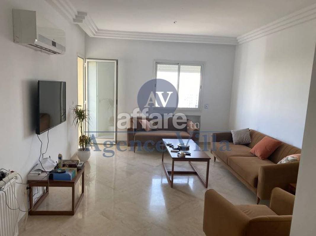 A louer un appartement s+3 aux jardins de Carthage