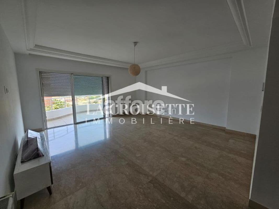 Appartement S+3 aux Jardins de Carthage MAL2337