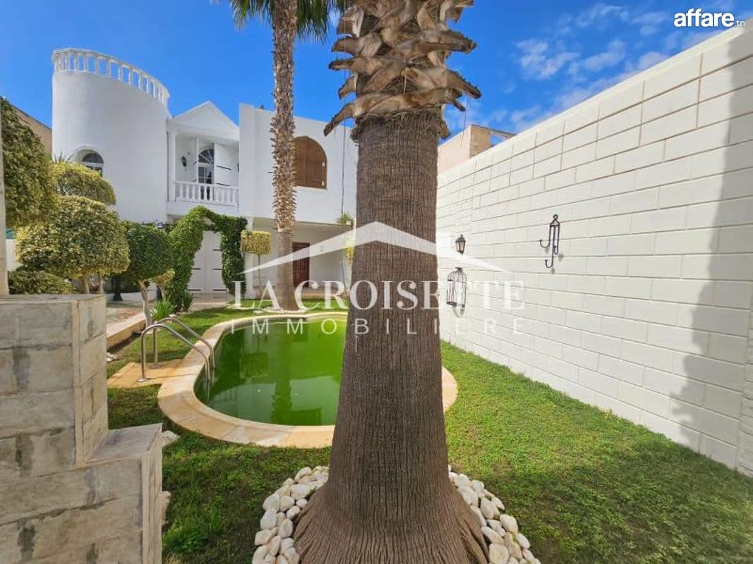 Villa S4 avec piscine à La Soukra MVV0426