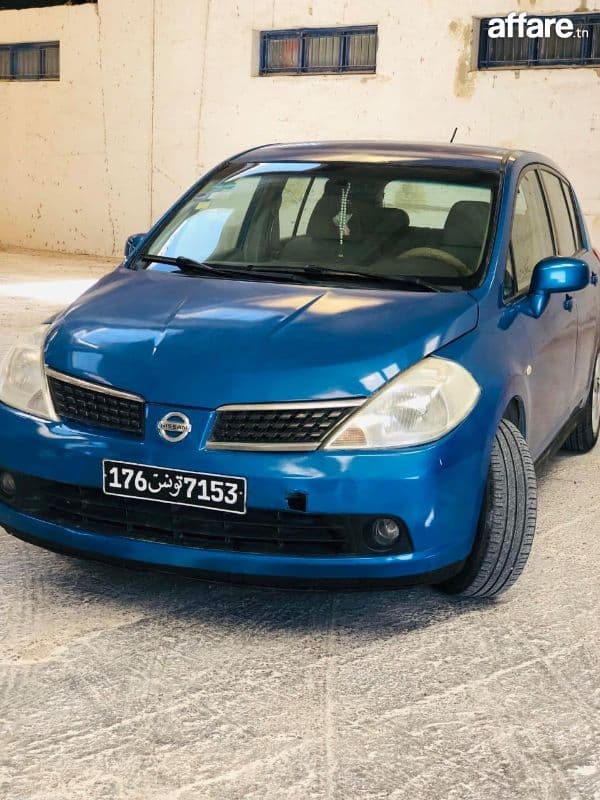 Nissan 