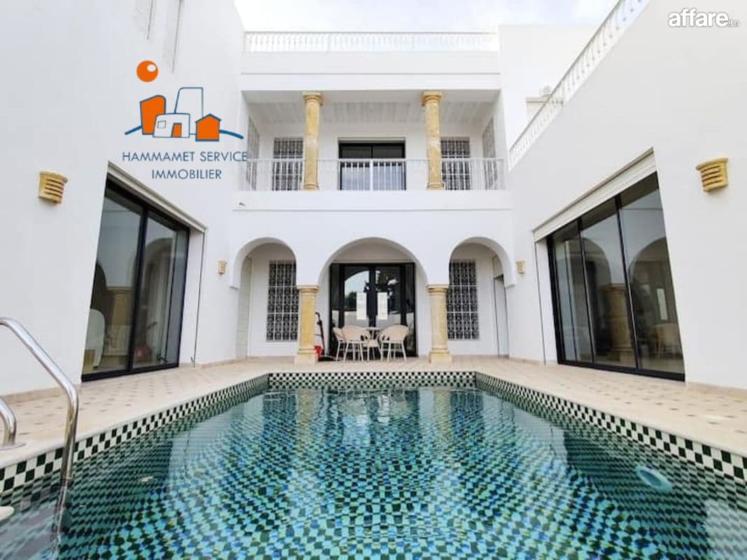  Location à l'année Villa Riad de charme S+4 avec piscine