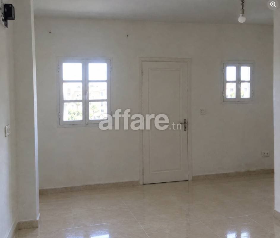 À LOUER S+1 LA SOUKRA