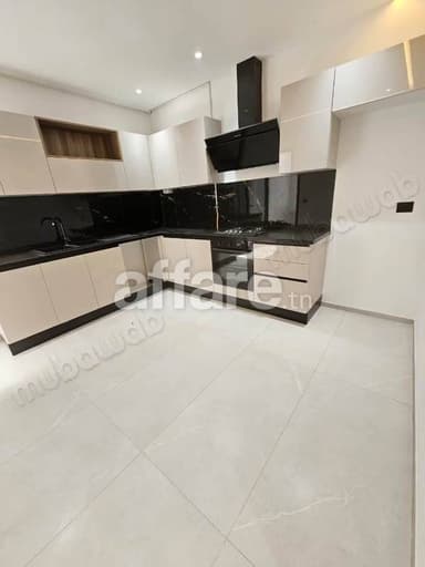 CITE EL GHAZELA APPARTEMENT JAMAIS HABITÉ S+2 À LOUER