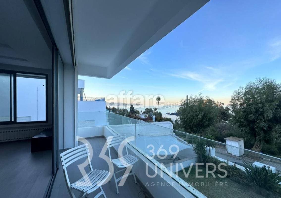 Appartement meublé avec vue sur mer à La Marsa REF ra182