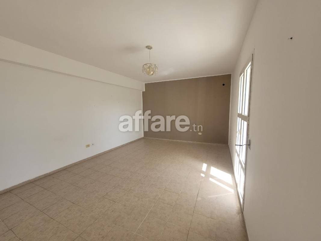 A Vendre un Appartement Vue Mer S+2 À Bizerte
