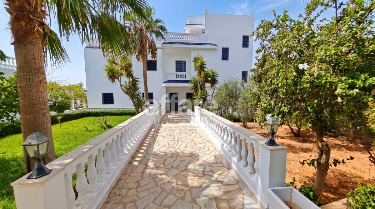 Villa avec 3 appartements indépendants
