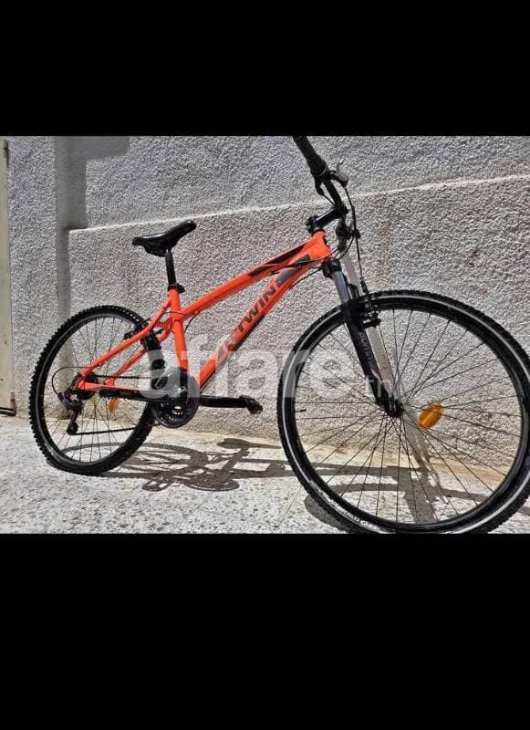 VTT B TWIN