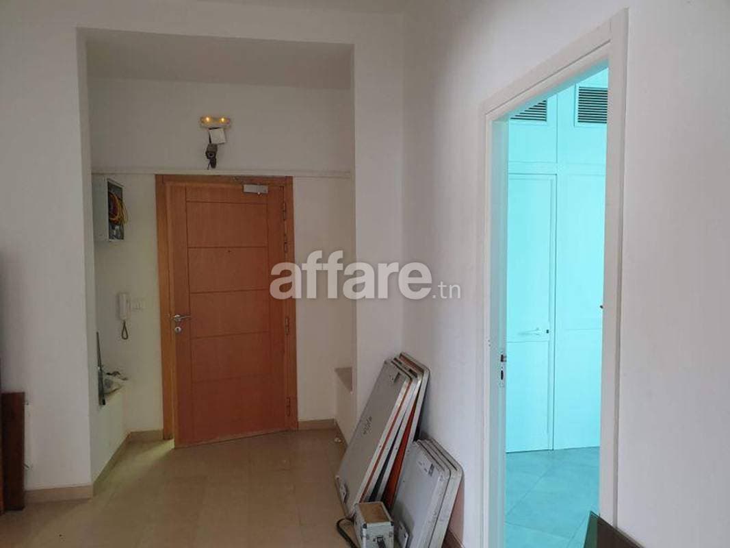 Bureau administratif 5P haut standing de 180 m² au 2ᵉ étage