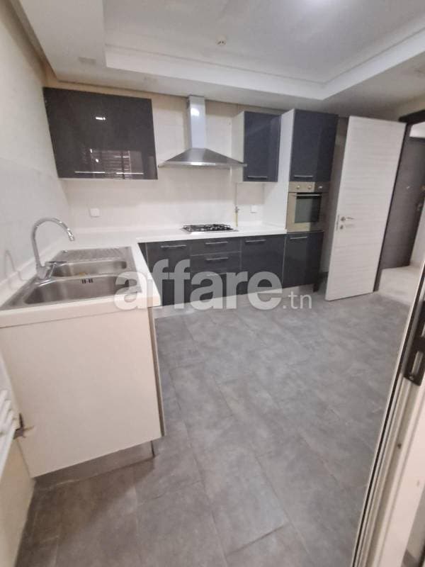ENNASR 2 à LOUER APPT S+2 Haut stg