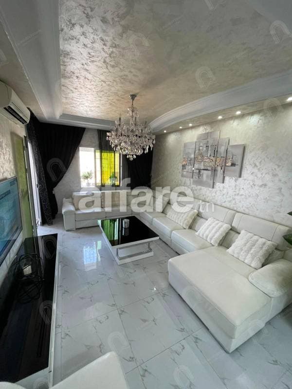 A vendre un appartement S+3 hst au bardo hedi chaker