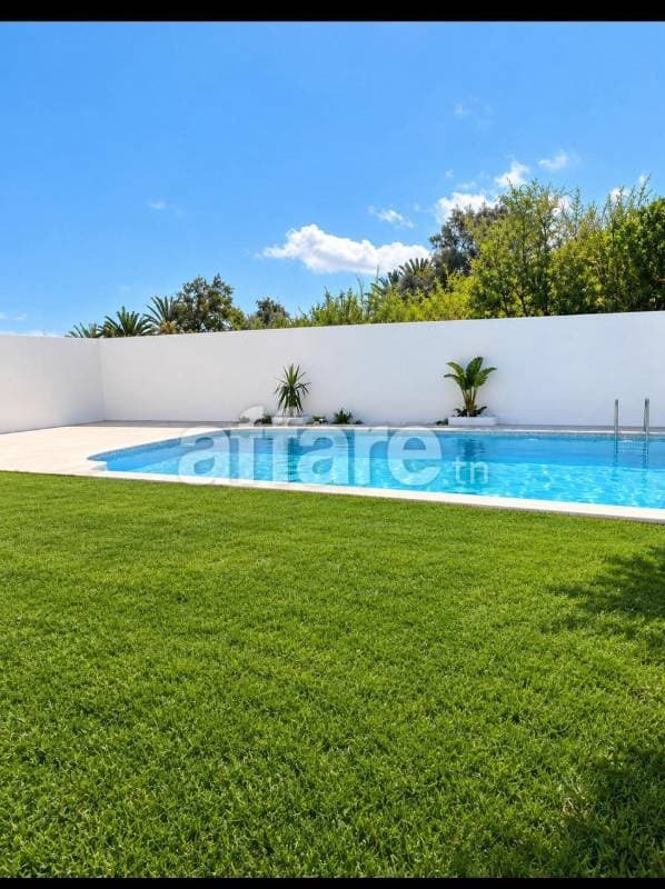 À VENDRE Villa moderne avec piscine