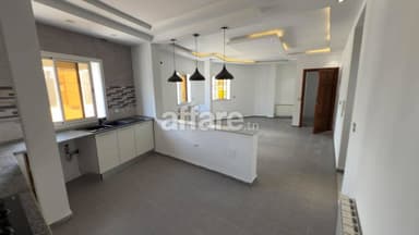 CITE ENNKHILETTE APPARTEMENT S+1 À LOUER