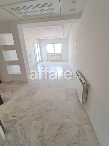 LOCATION Agréable appt S+4 ENNASR 2