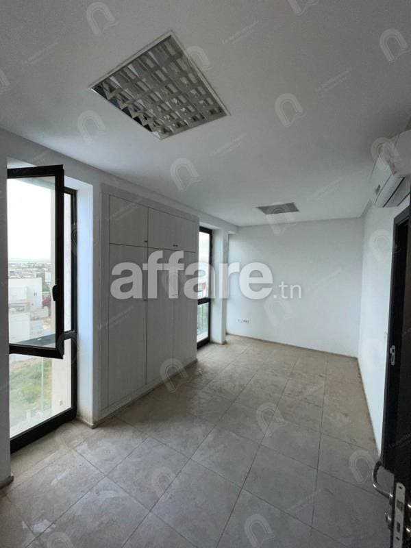 A vendre Bureau H+1 au bardo avenue hbib borguiba
