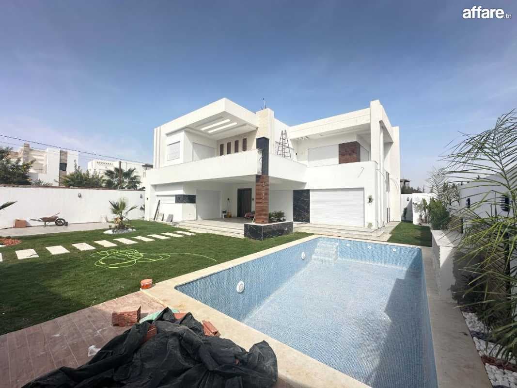 une superbe villa à 7min de yasmine Hammamet
