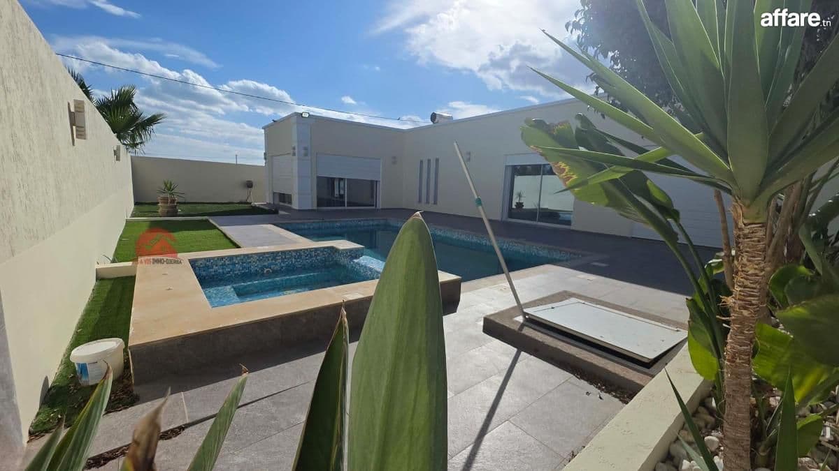 Vente de villa plain pied à Tezdaine Djerba ZA