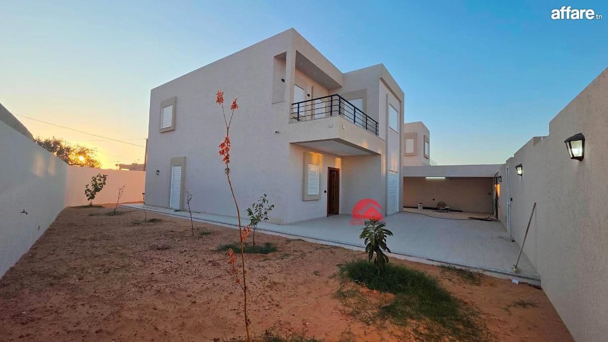Vente villa neuve à Djerba Houmt Souk ZU