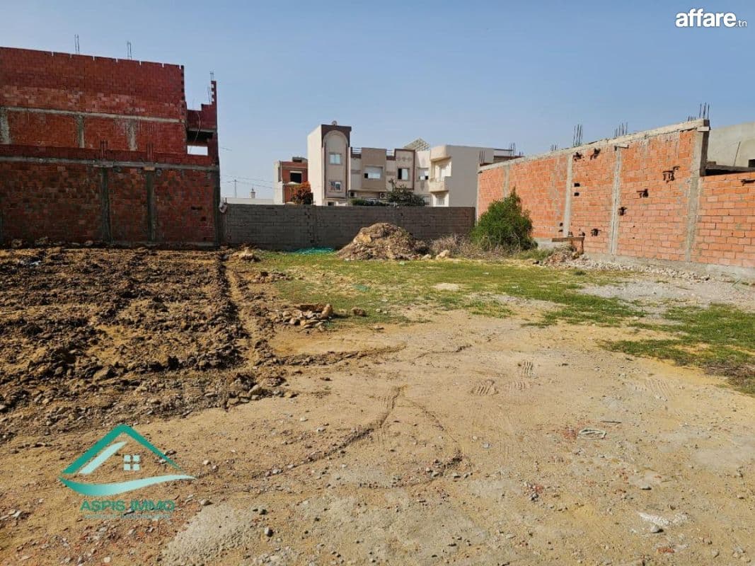 أرض سكنية 255 م² في حي المرداس 2 قليبية