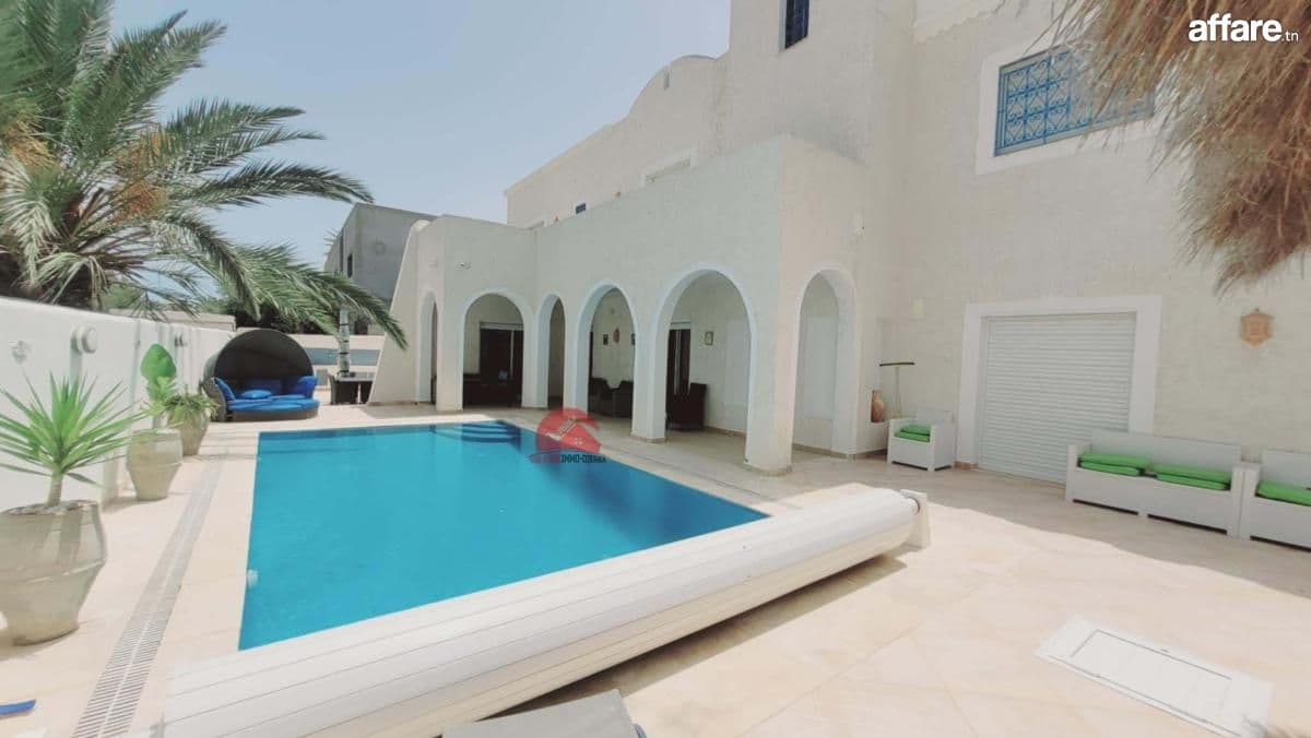 Vente villa avec piscine à Djerba Aghir ZU