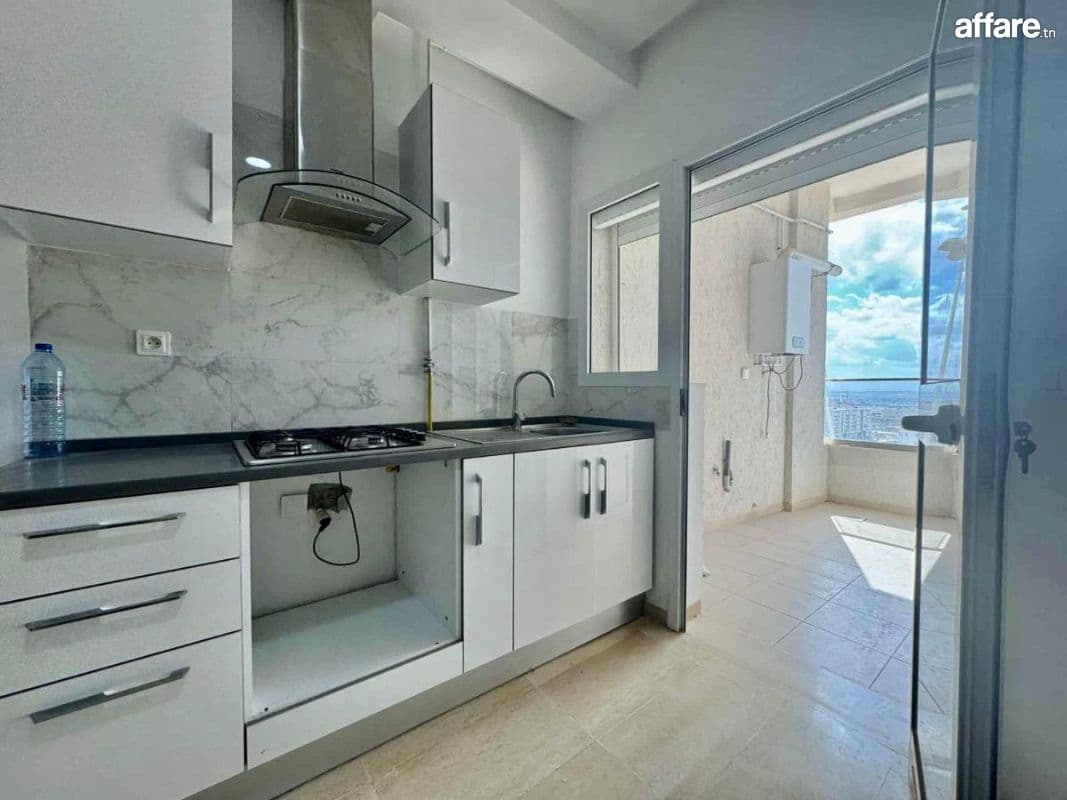 A Vendre Appartement S+1 Haut Standing à Jardin d'el Menzah 