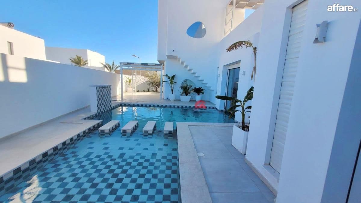 Vente villa avec piscine à Houmt Souk ZU