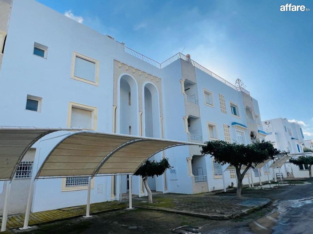 A vendre appartement s2 à Hammamet nord  