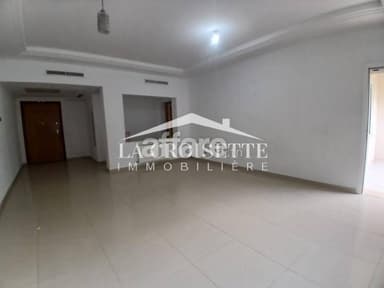 Appartement S+3 avec terrasse au Lac2