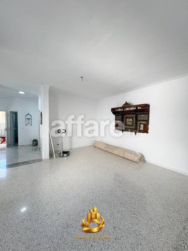 A Louer Etage De Villa S+2 à Hammamet Centre