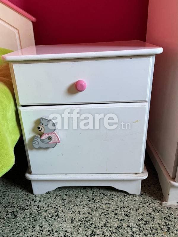 Meuble jeune fille