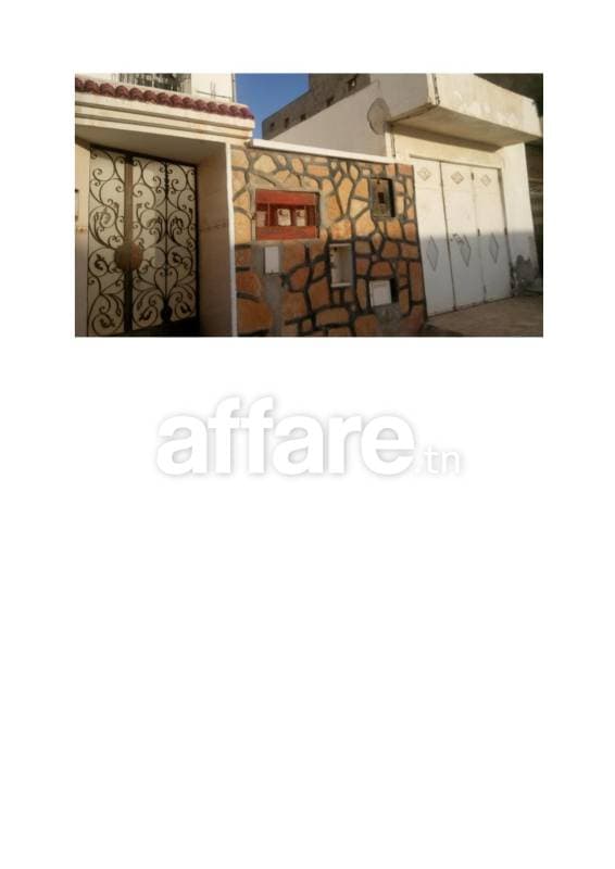 Vente de 2 villas supperposees et independantes a Gabes