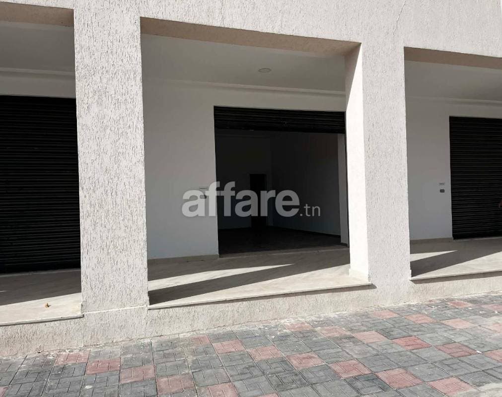 Location Espace Commercial Neuf 45m2