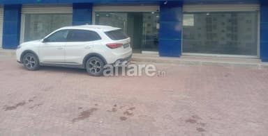 A LOUER LOCAL COMMERCIAL A BORJ LOUZIR ARIANA