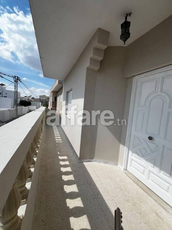 Appartement S+3 à Borj Louzir