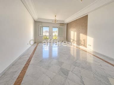 À VENDRE Appartement S+3 à Ennasr 1