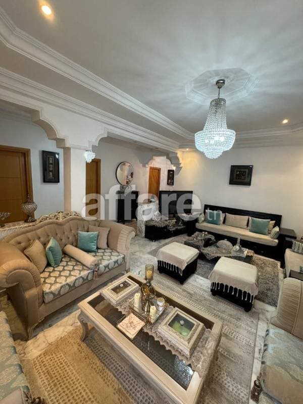A Vendre Une Villa à Jardins D el Manzah 1