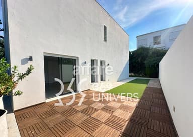 Triplex avec jardin à Gammarth REF RD053