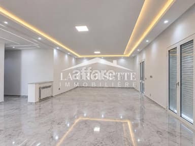Etage de villa S+3 à Ain Zaghouan nord ZEL0600