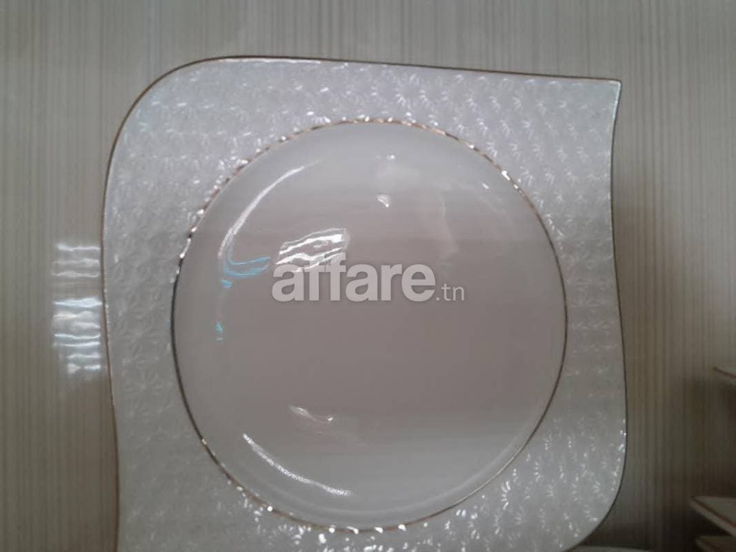 Service a table a vendre