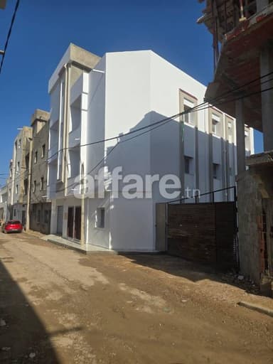 À VENDRE Nouvel immeuble jamais habité à Chatt Mariem Sousse