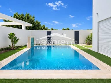Villa S+4 avec piscine au Lac2 MVL0162