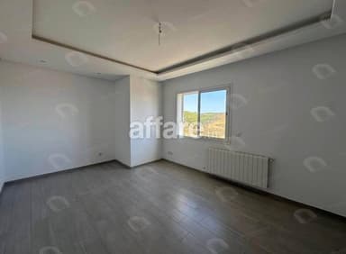 A louer appartement S+1 hst à cité ennasr