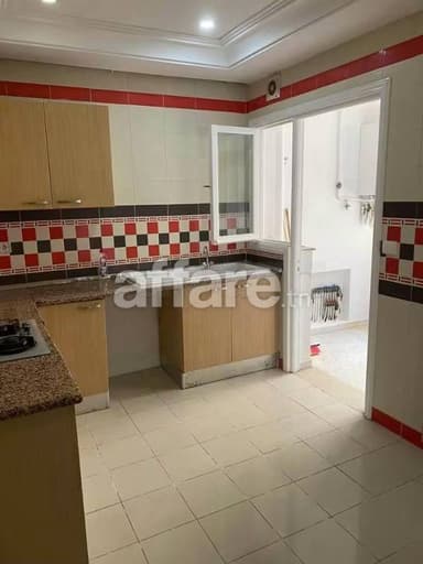 ARIANA ESSOGHRA APPARTEMENT S+3 A LOUER
