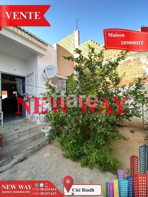 Maison de Plain Pied à Cité Riadh 5