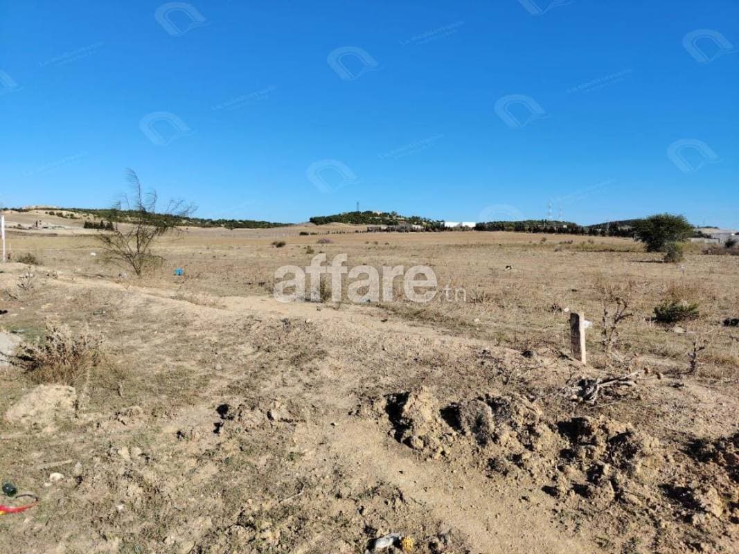A vendre un terrain de 420m² mornaguia