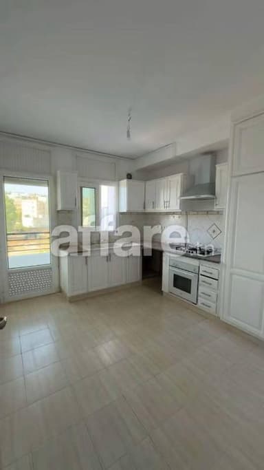 MENZAH 7BIS APPARTEMENT S+3 A LOUER
