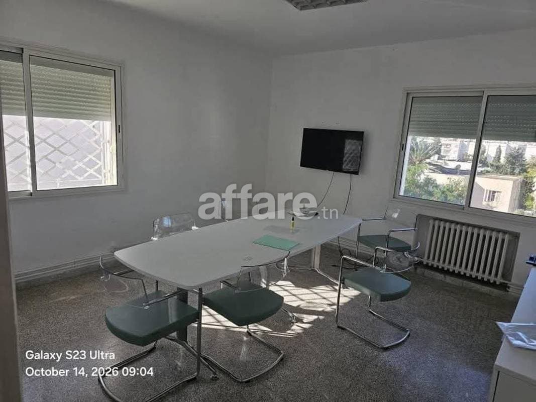 EL MENZAH 6 À LOUER ÉTAGE DE VILLA S+3