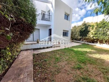Villa S+4 avec jardin au Lac1 ZVL0546
